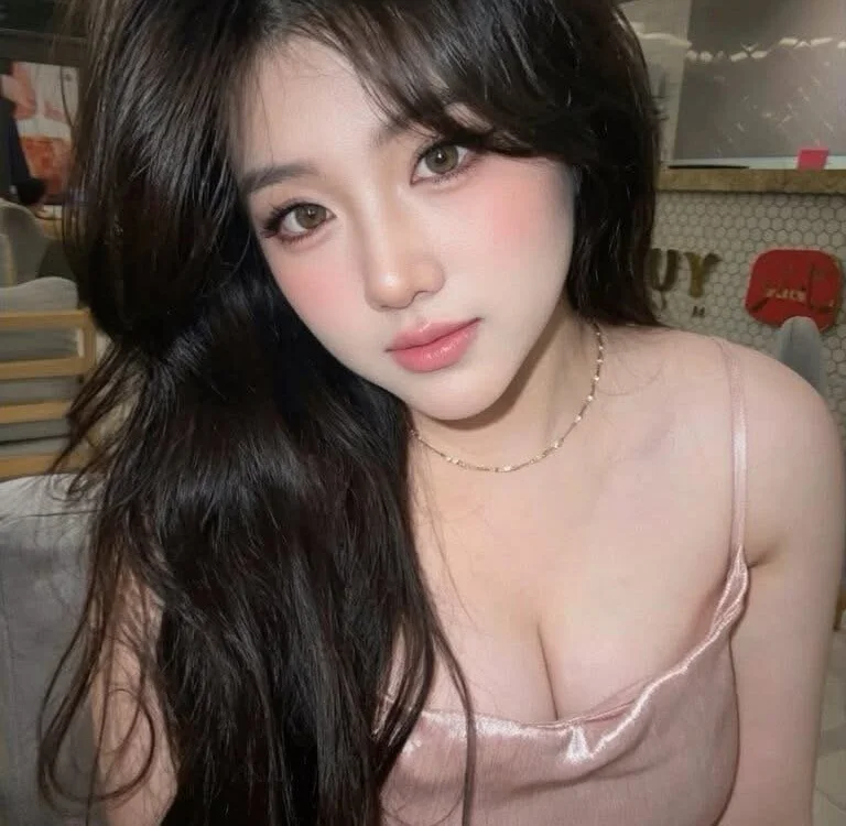 MoriaeLiia 离线XXX聊天
