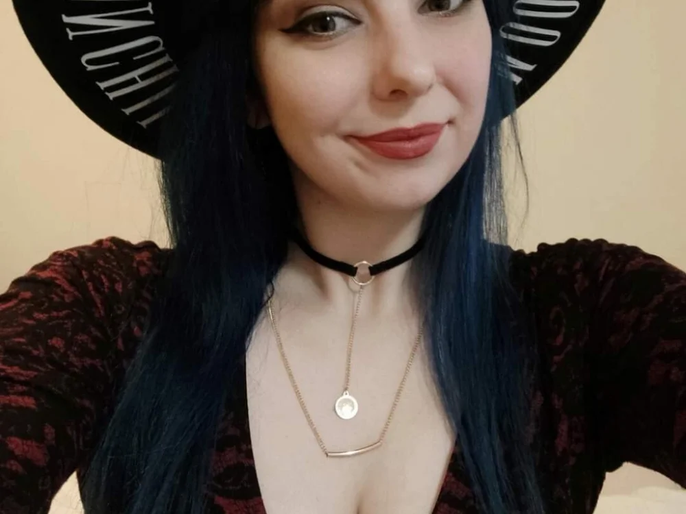 velvetanne Adlı Modelin Çevrimdışı XXX Sohbeti