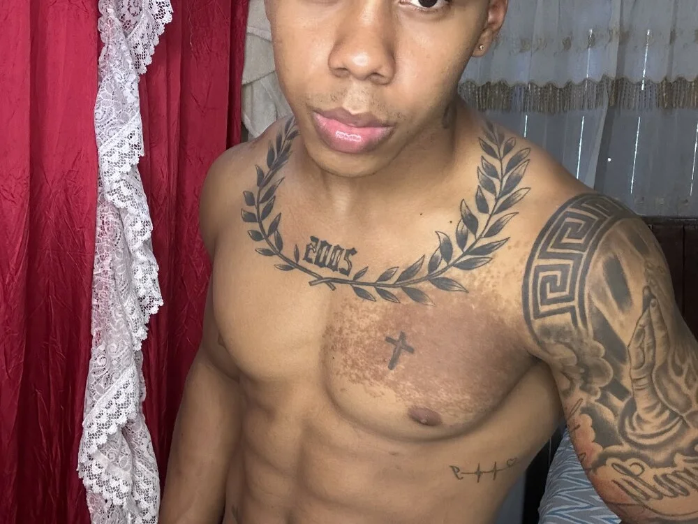 Morenito-RD's Offline XXX Chat