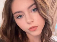 BellaCarr Adlı Modelin Canlı XXX Sohbeti