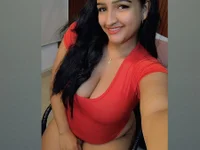 ElectraRose_ Adlı Modelin Canlı XXX Sohbeti