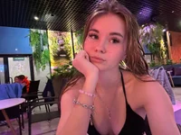LiziArms's webcam live show