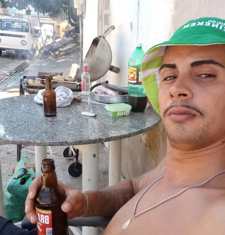 20cmVR-RJ's Offline XXX Chat