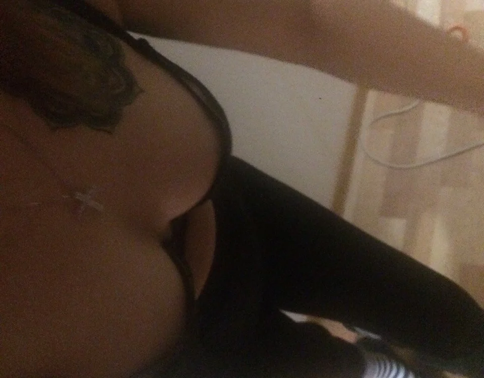 AngelinaLady's Offline XXX Chat