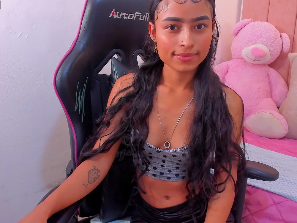 melody_snowe's Offline Chat Room