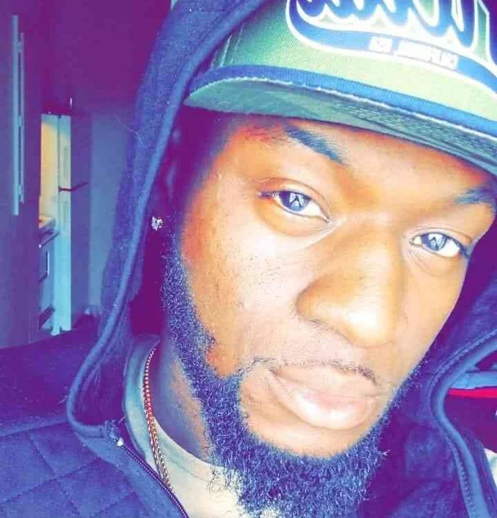 RicoLove420 offline chatrum
