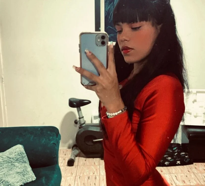 Alice_Coopper_'s Offline Chat Room