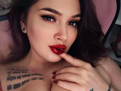 Jinyxx3 on StripChat