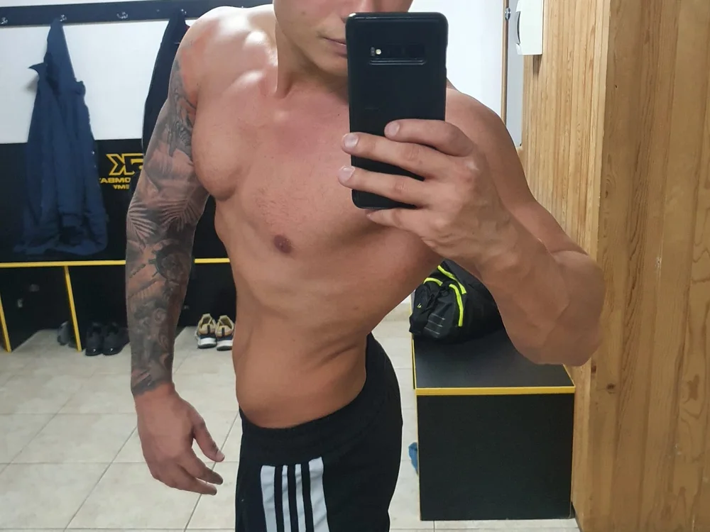 Studmike07's Offline XXX Chat