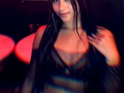 Ruth_wells - Girl 