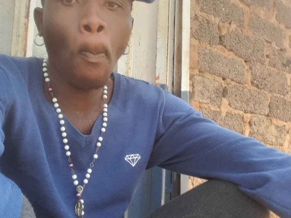 PussyDestroy7 Chat XXX Ngoại tuyến