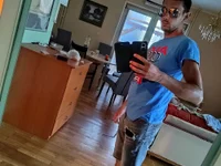 zekszeks's webcam live show