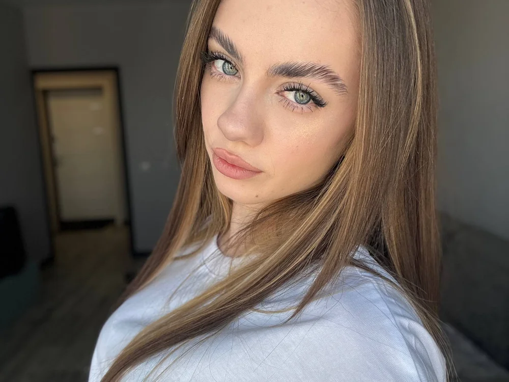 youngberryXXX Offline XXX-Chat