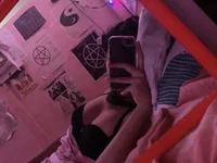 Chat +18 de Shyra_Mae ao vivo