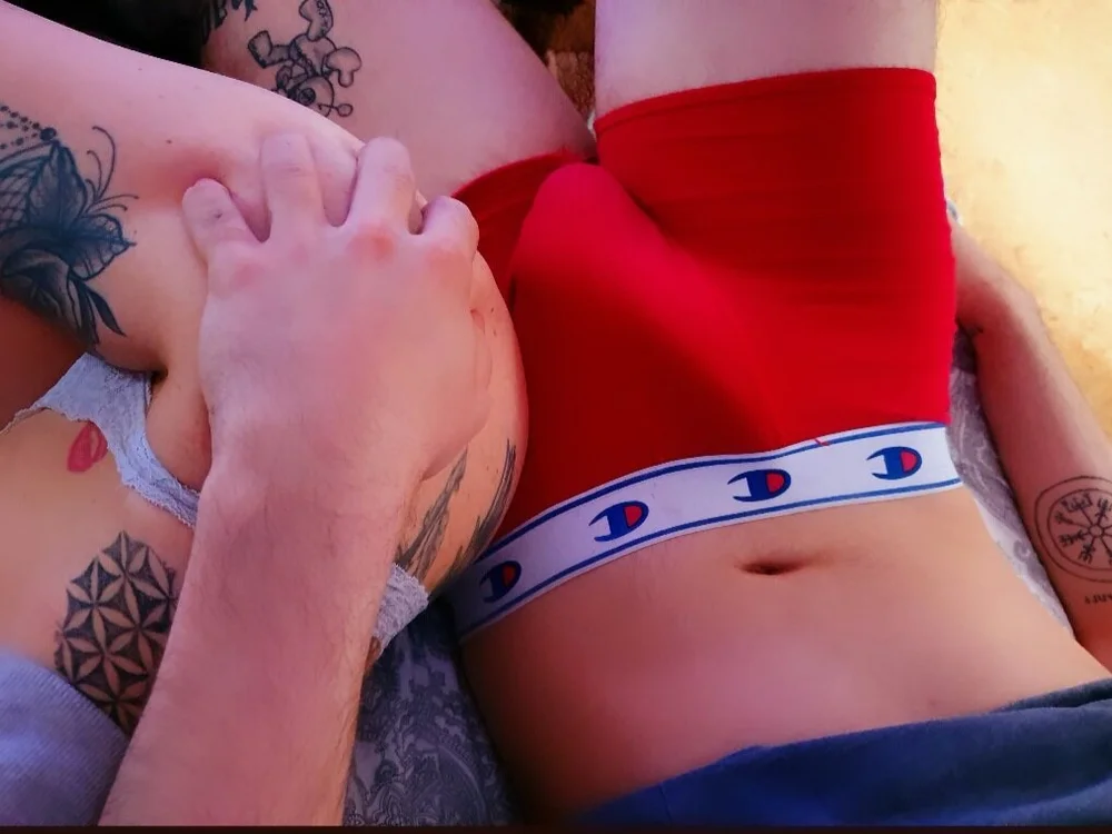 Lovesessions Adlı Modelin Çevrimdışı Sohbet Odası