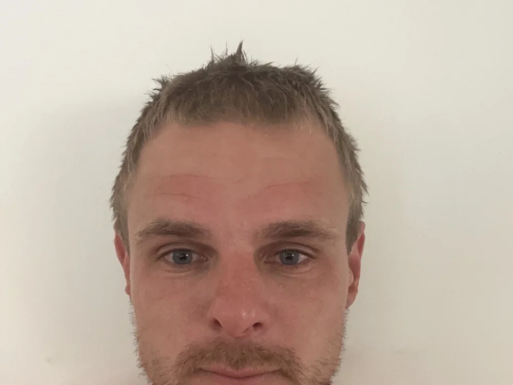 smoothtouchTBONE: συνομιλία ΧΧΧ εκτός σύνδεσης