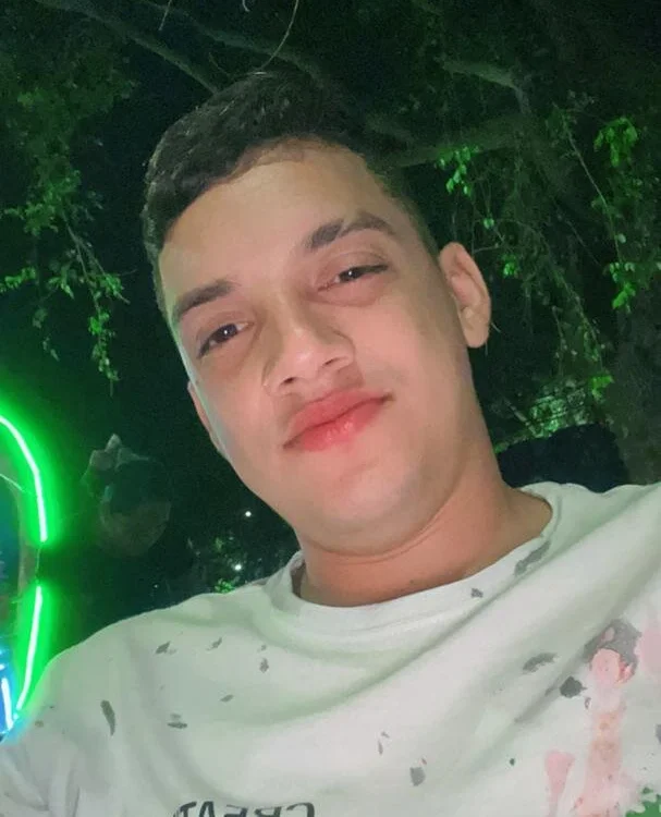 Offline chatovací místnost Juanchox25