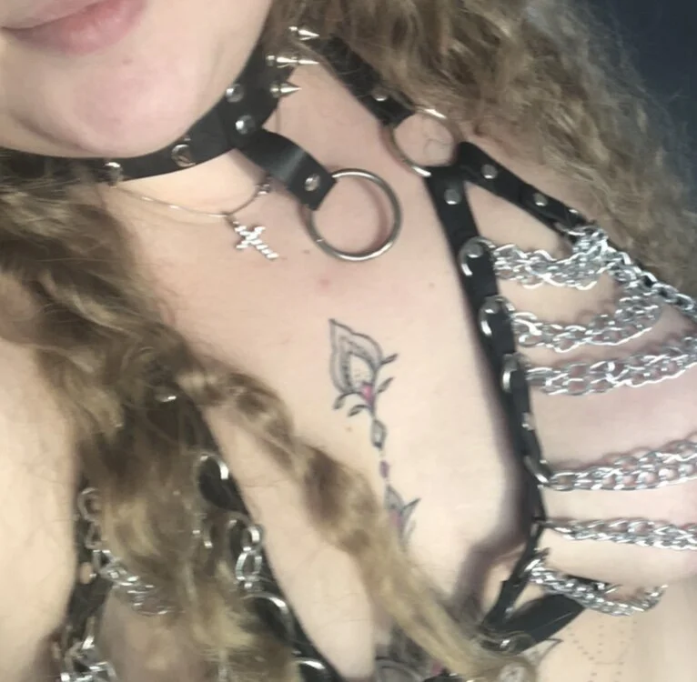 Katrin-mey offline chatrum