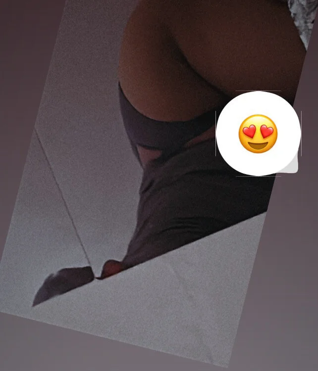 Watchmeblow734's Offline XXX Chat