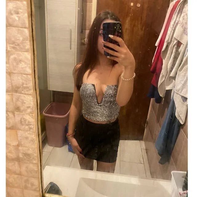 chiara-mario's Offline XXX Chat