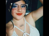 Nahomi_Lara's Offline XXX Chat