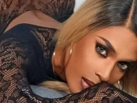 SKYLAROSSE's webcam live show