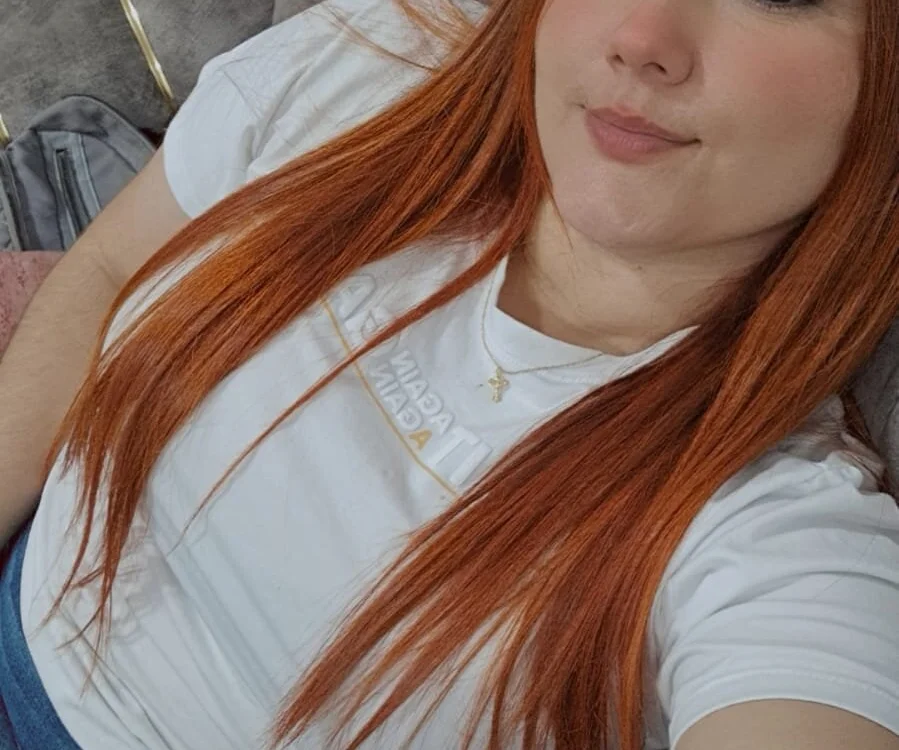 แชท XXX ออฟไลน์ของ girl_redhead_bigtits