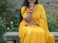 Menaka 555 live cam
