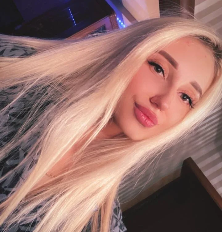 KatrinMorgan's Offline Chat Room