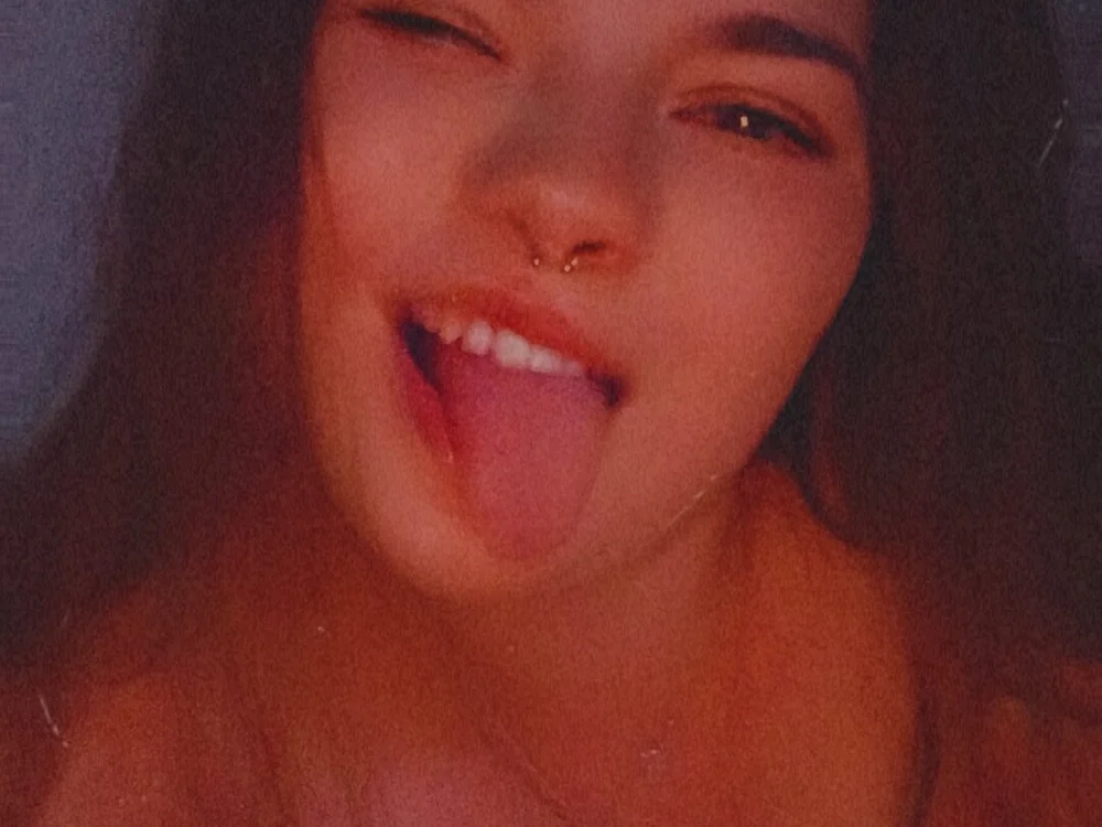 Wild_kitty_love offline chatrum