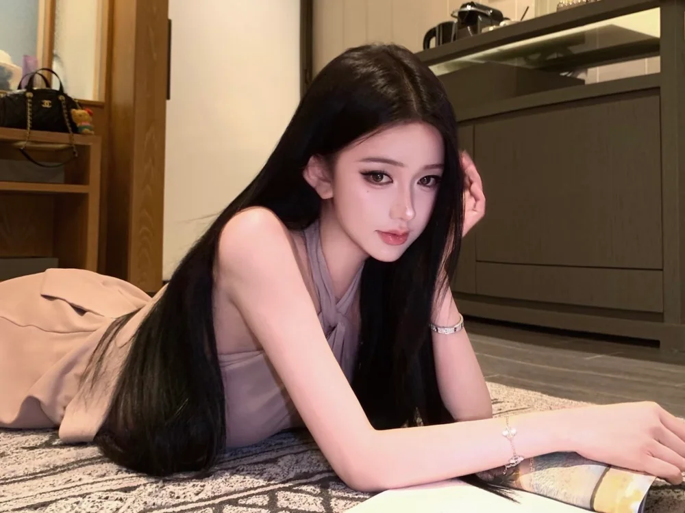 Alma_va Offline XXX Chat