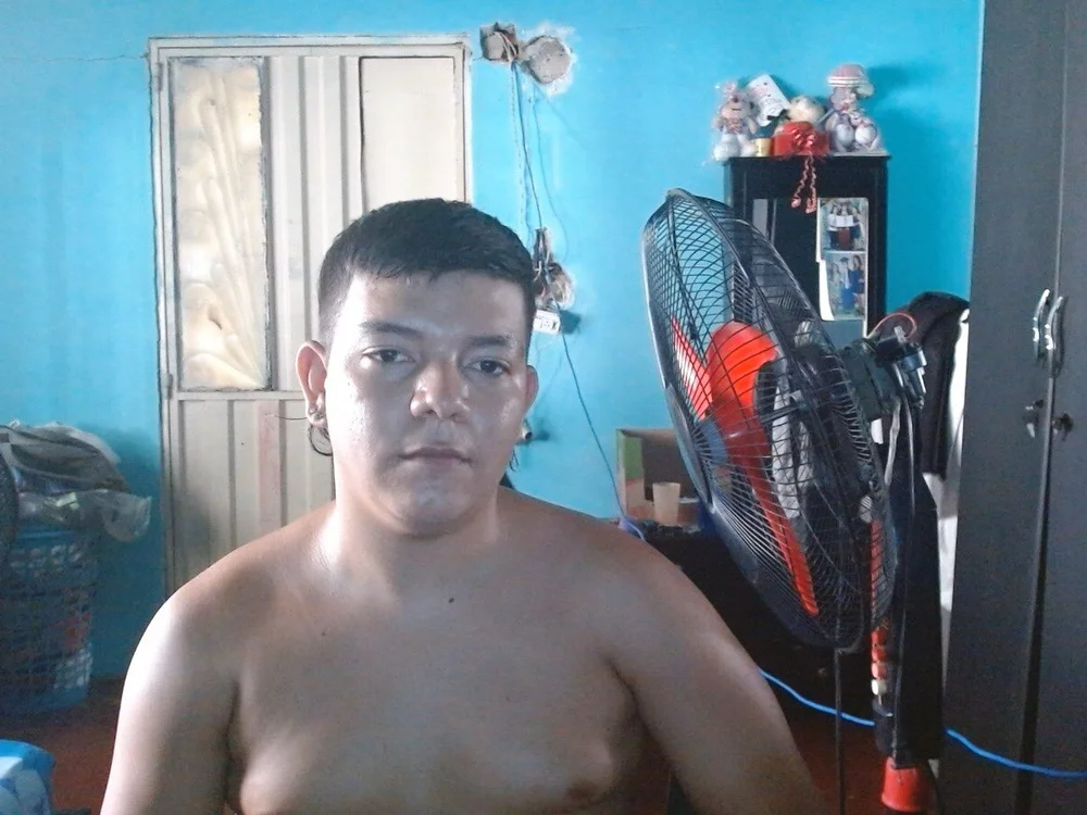 Offline chatovací místnost mameluko12