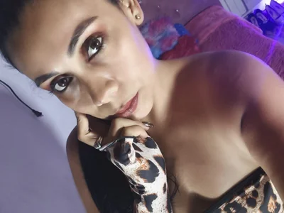 Nyra_Queen - Girl 