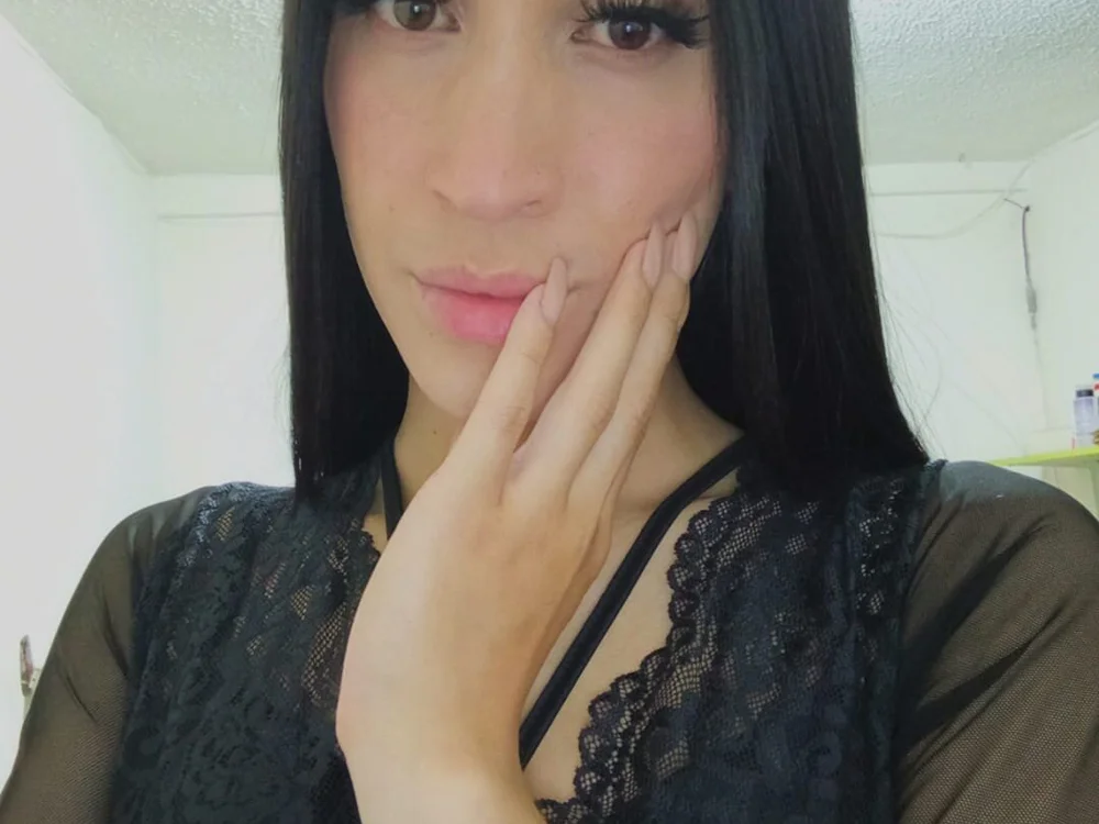 Angela_Diaz_ offline chatrum