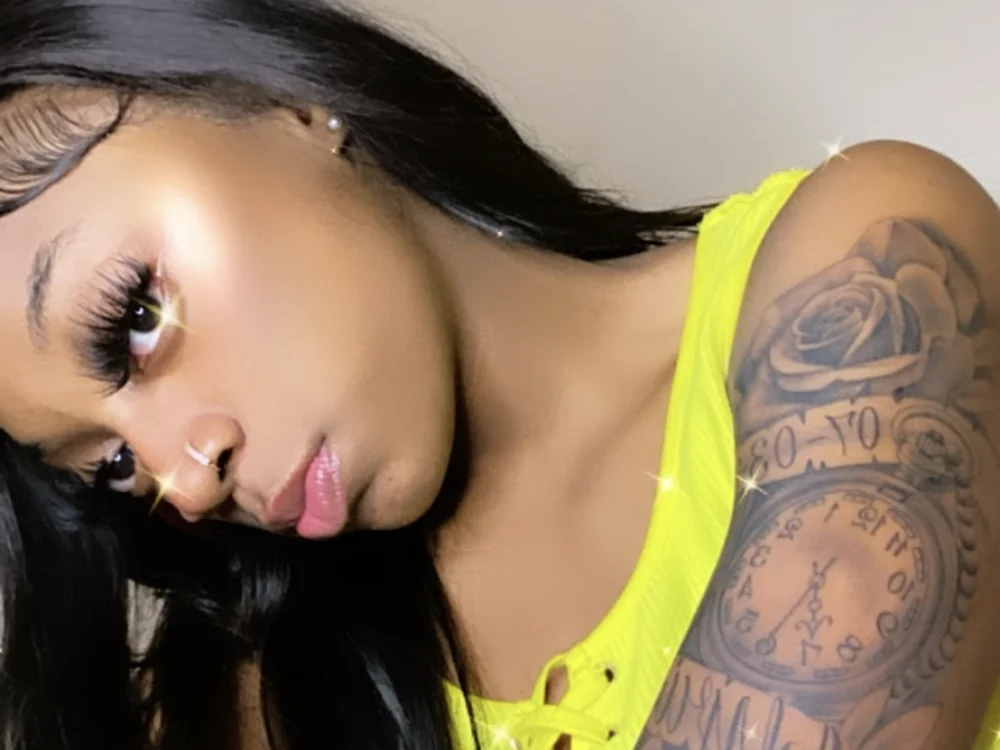 lyricsonasty's Offline XXX Chat