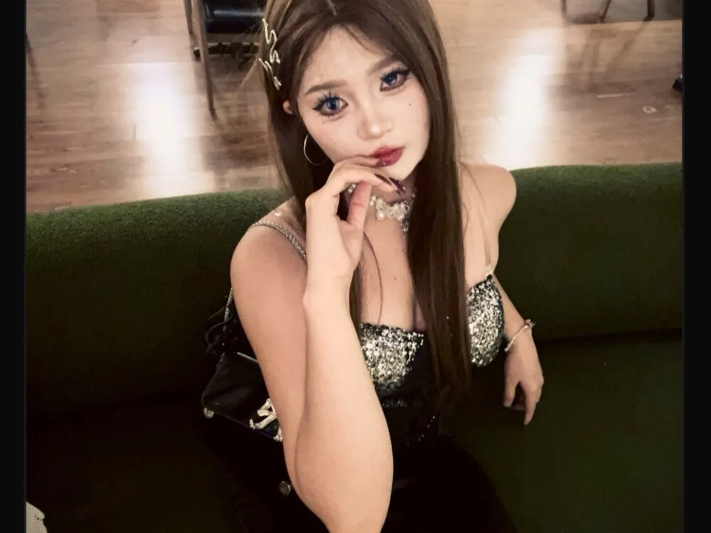 lan-xinh1 Offline XXX-chat