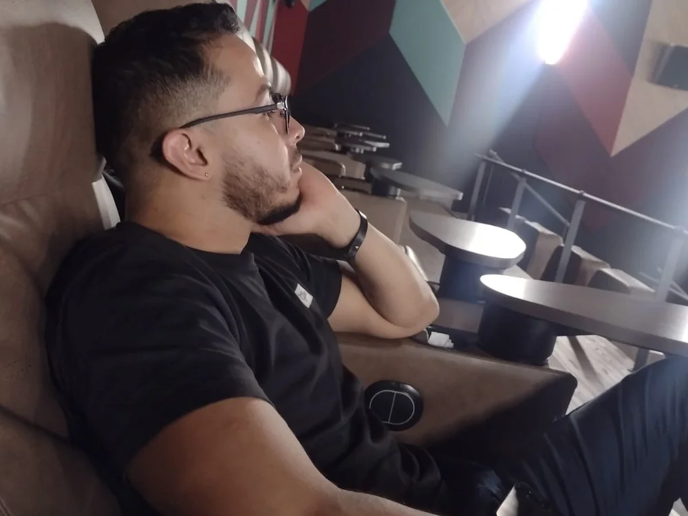 andreu-5's Offline Chat Room