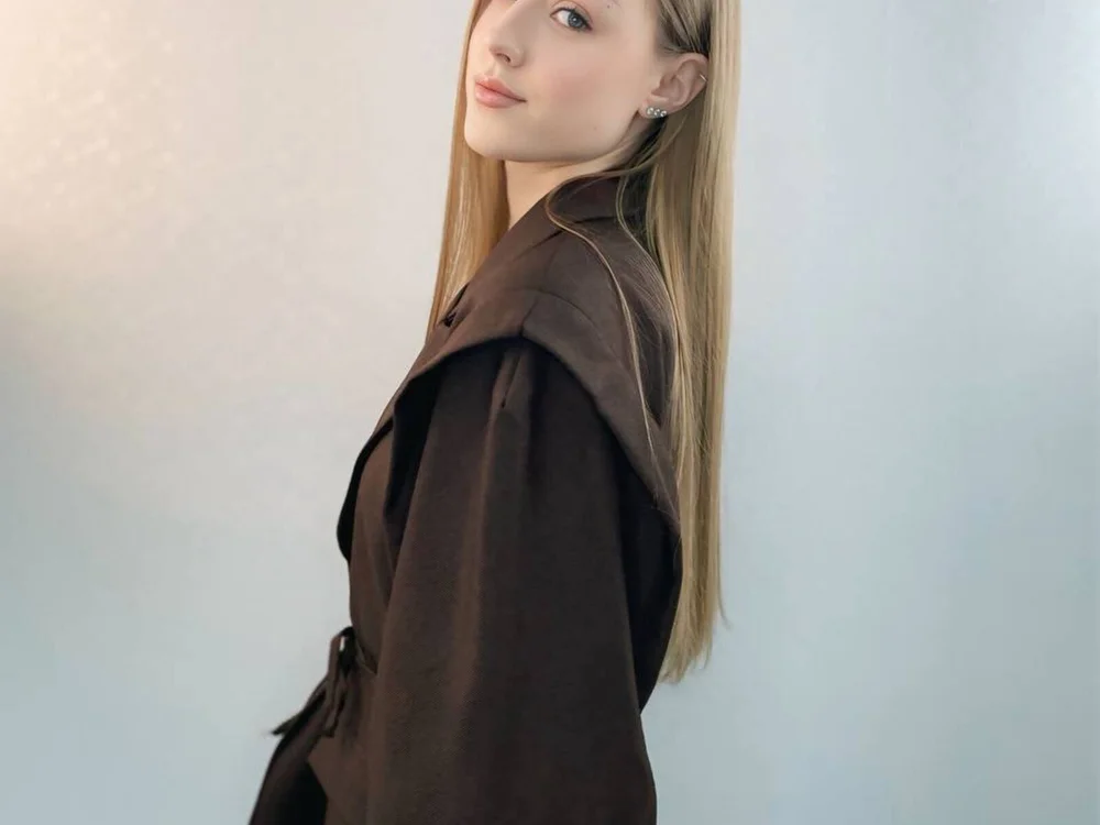 VandaYahna's Offline Chat Room