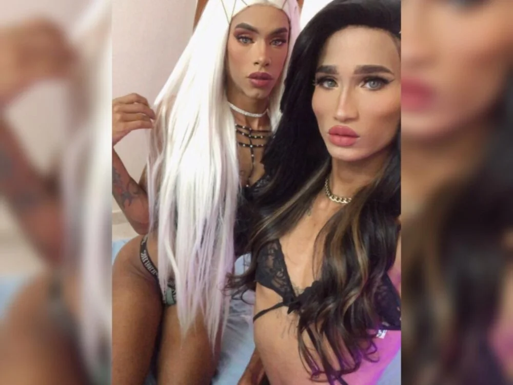 Leyna_and_lana's Offline XXX Chat