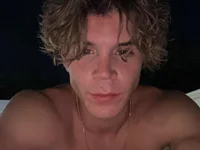 TheOnlyLogan's webcam live show