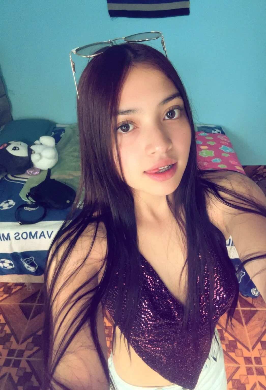 nina_hot59 cover photo
