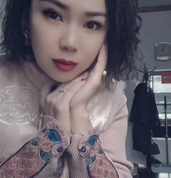 qinqin428 的封面照片