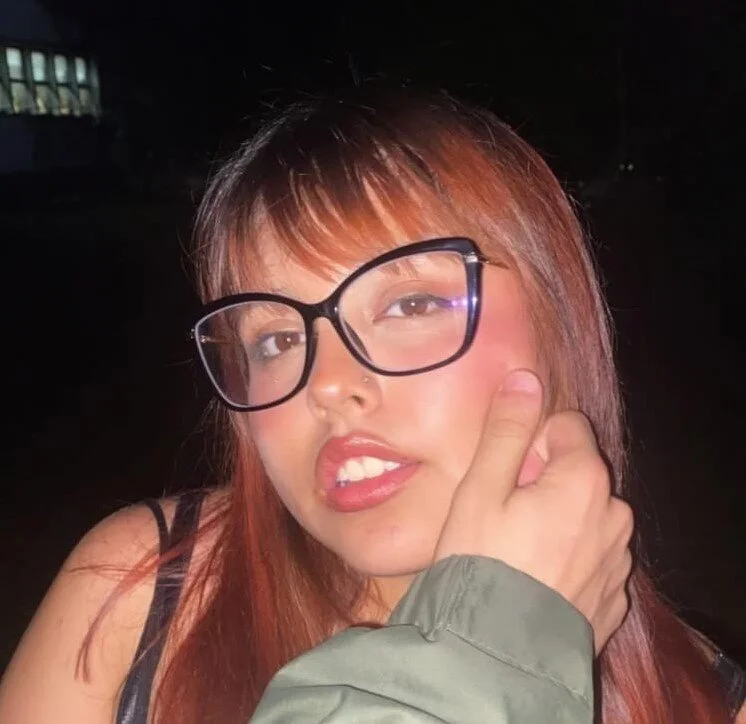 safia_1063's Offline XXX Chat