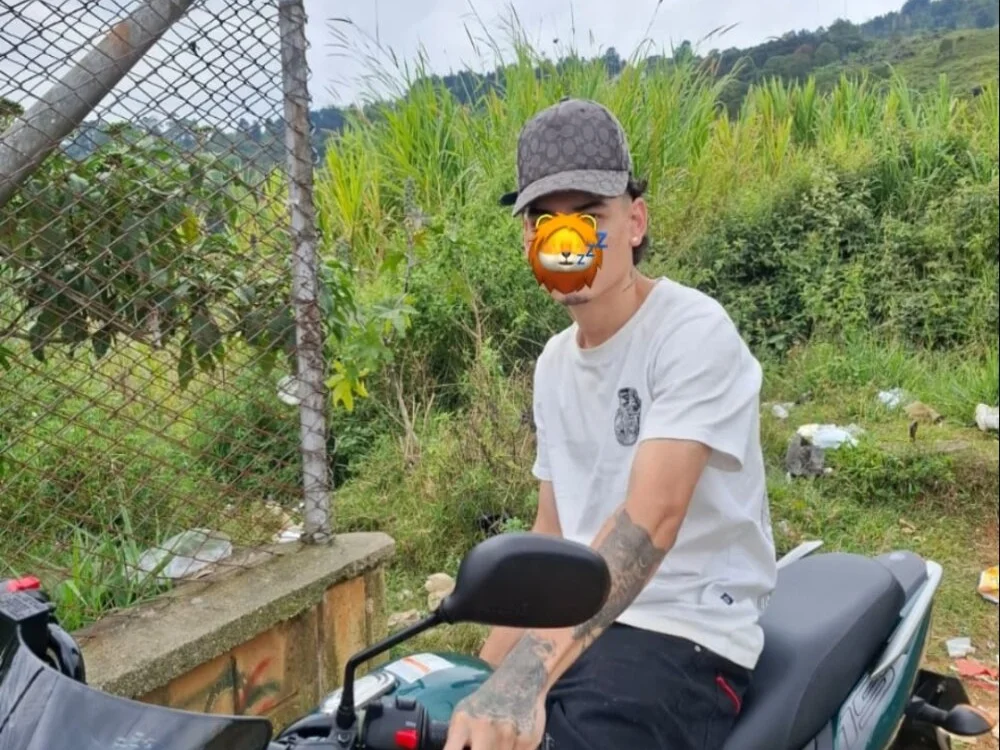 Offline XXX chat modela Sccarry