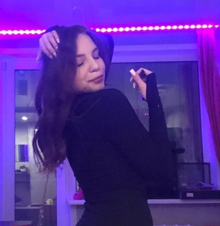 Sasha_toriss offline chatrum