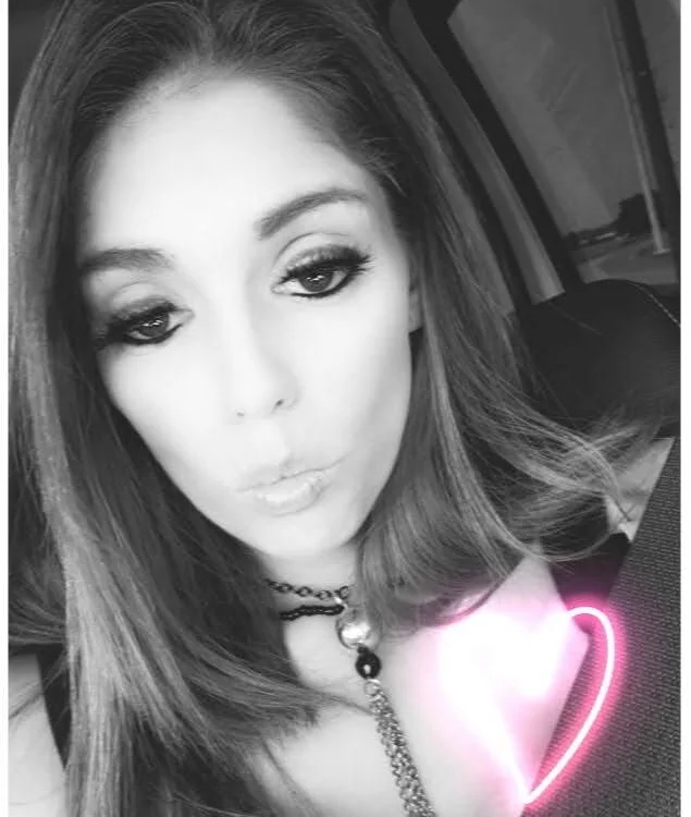 eroticamber99's Offline XXX Chat