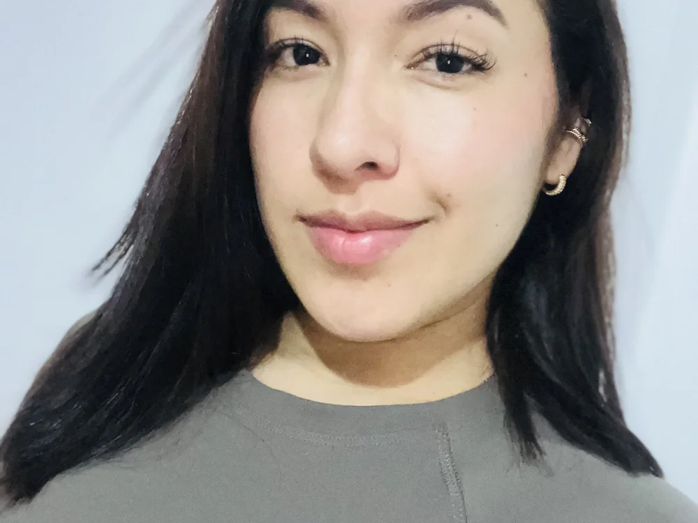 Eliana-'s Offline Chat Room