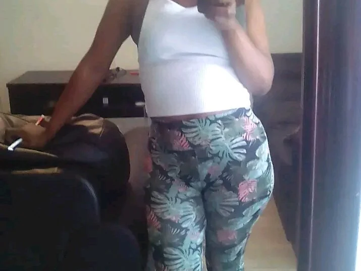 ShawttySoSweet Offline XXX-Chat