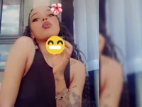 Lil_tatty live cam profile - MySuperHot