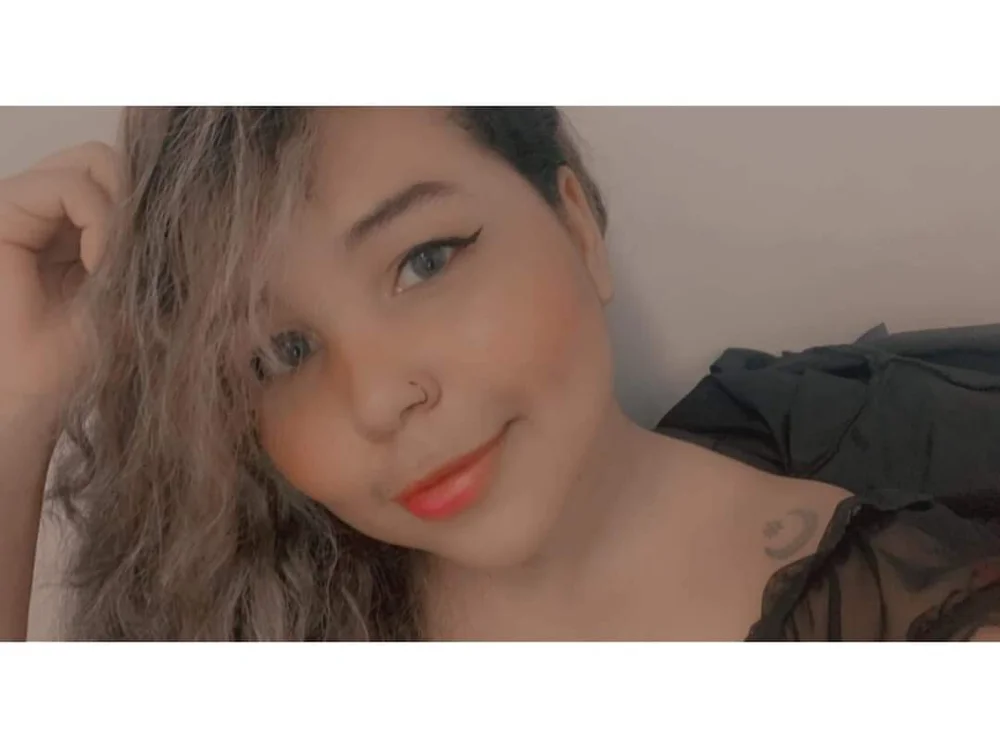 Drea_stone's Offline Chat Room